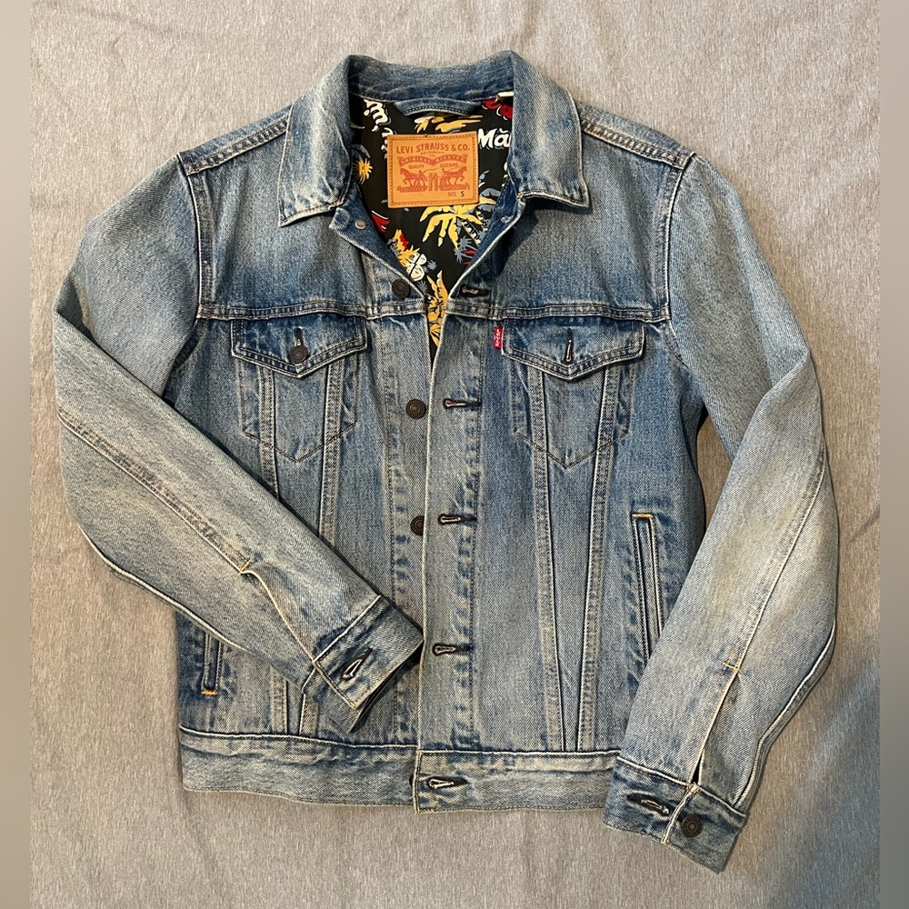 Levi’s Mens Medium Denim Jacket